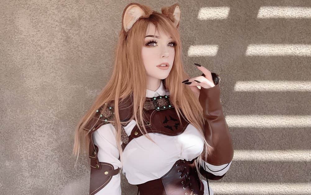 Nicole Eevee Davisさんのインスタグラム写真 - (Nicole Eevee DavisInstagram)「⚔️🍂 I took these as test photos in my backyard before deciding to have an actual shoot somewhere and I rreeeeallly like how they came out! ;-; ♡ I’m still trying to improvise on the bottom half of my gear a little more so as soon as I have it looking the way I want I’ll do something cooler than back yard photos haha 🧡 thank you for all the kind feedback on this look as well, it’s a Raphtalia inspired look I made for playing a Natural One in my Larp group」10月22日 6時52分 - eeveedavis