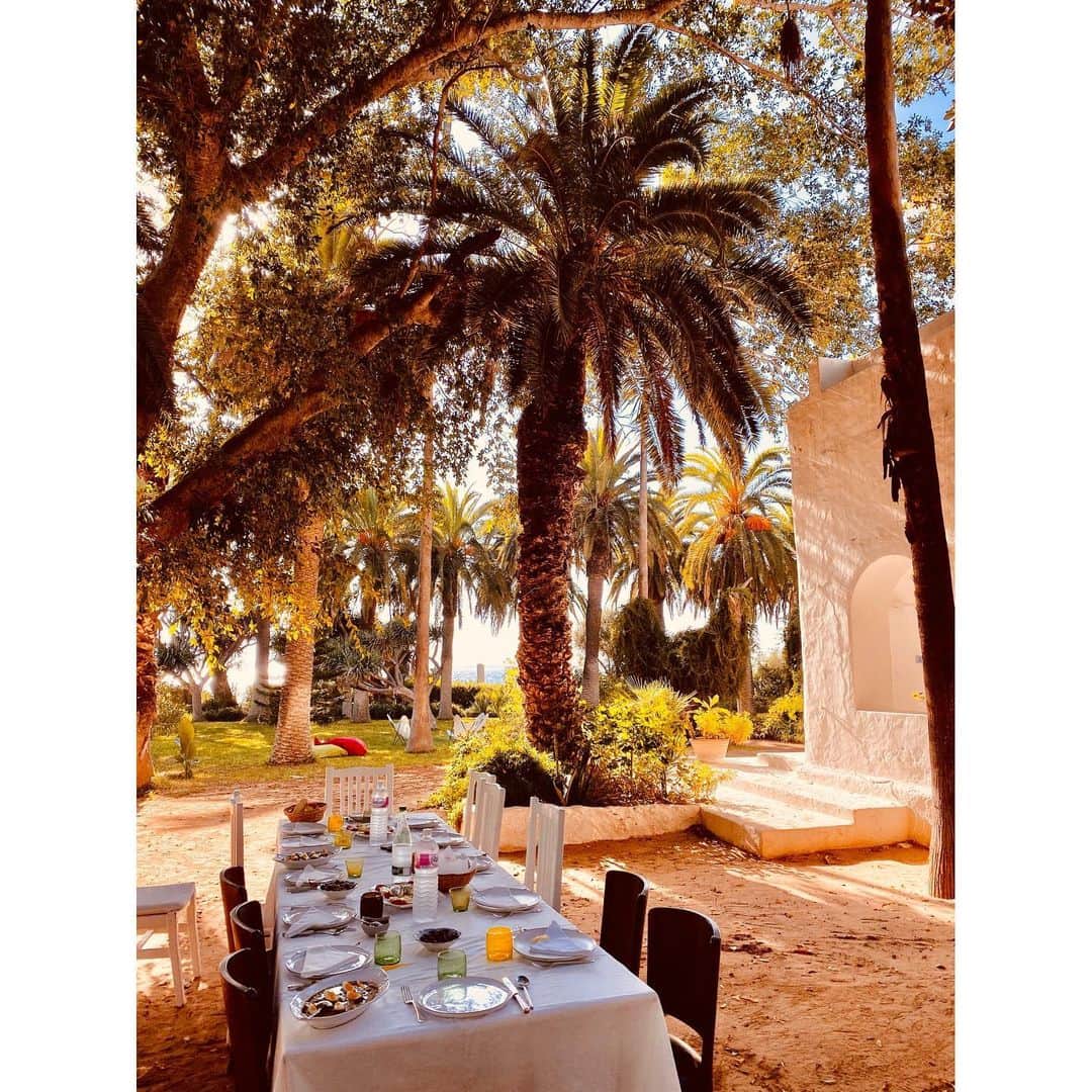 カロリーヌ・ド・メグレのインスタグラム：「Tunisia 🇹🇳😍😍😍 #comeToTunisia  #CallSaïfFirst 😂 @saifoo7」