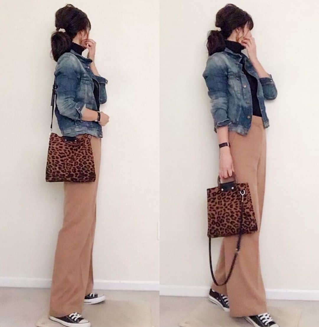 meiさんのインスタグラム写真 - (meiInstagram)「. 丈がぴったりでお気に入りのワイドパンツ👖😊 👖/ @gu_global . 👚/ @zara @fifth_store . 👟/ @converse_jp . 👜/ @8styleshop . . . . #locari #beaustagrammer #プチプラコーデ #ootd_kob #web_kob  #ポニーテール#kaumo_fashion #ミディアムヘア#mineby3mootd  #fashion  #ponte_fashion  #アラフォーコーデ  #mamagirl #きれいめコーデ #大人コーデ#ママコーデ#大人カジュアル#mineプチプラ部#gumania#guコーデ#ワイドパンツ」10月22日 7時28分 - mei.5.7.des