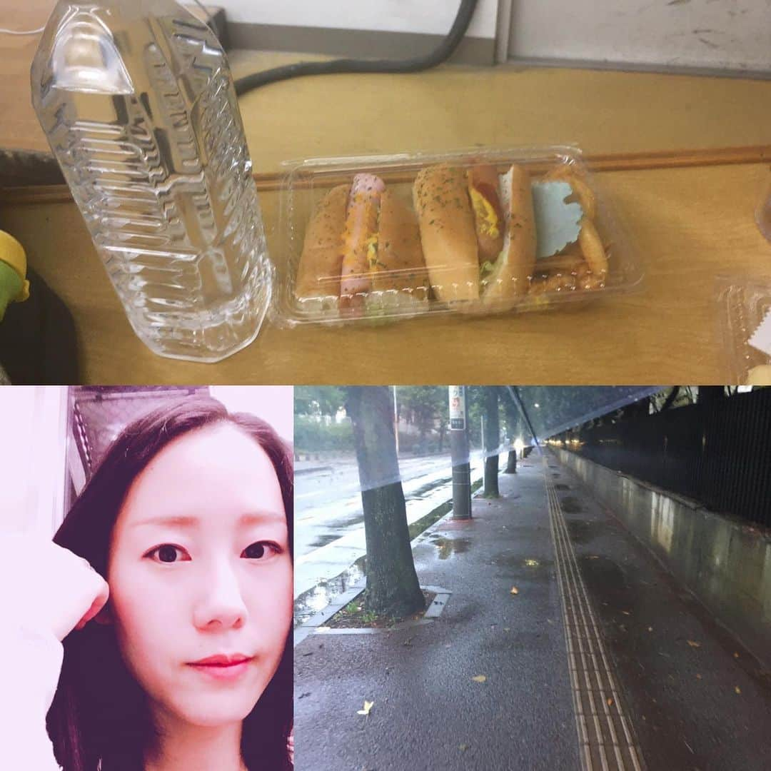 中嶋佳子さんのインスタグラム写真 - (中嶋佳子Instagram)「早朝より千葉へ。生憎の雨で外ロケは断念らしく、室内でのみの撮影ですが…(T ^ T)でもスタッフさん皆さん前向きでした(^^)現場の朝のお弁当が自身初のパンだった衝撃🥐1日がんばります〜 . #中嶋佳子 #女優 #役者 #actor @yoshiko_world #japaneseactors #撮影 #始発 #寒い #パン #ロケ弁 #生憎の雨 #前向き #素晴らしい」10月22日 7時28分 - yoshiko.nakashima