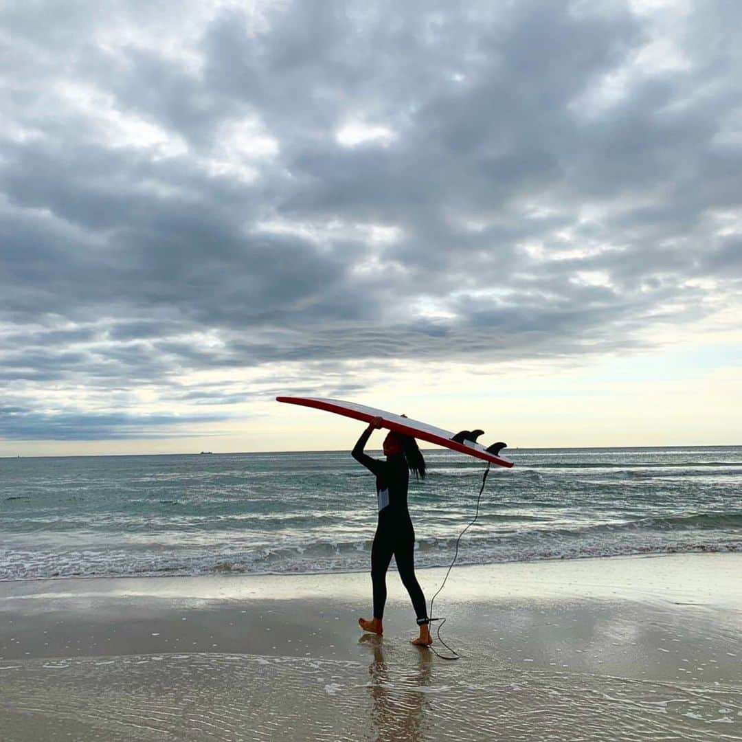 遊海 Yuumiさんのインスタグラム写真 - (遊海 YuumiInstagram)「Morning Surf time @visitmie #wave #surfing #surfergirl #oceangirl #onamission #surfer #peace #love #happy #ocean #海 #ミッション #サーフィン #mie #mieprefecture #三重県 #こうのはま」10月22日 9時36分 - yuumi_kato