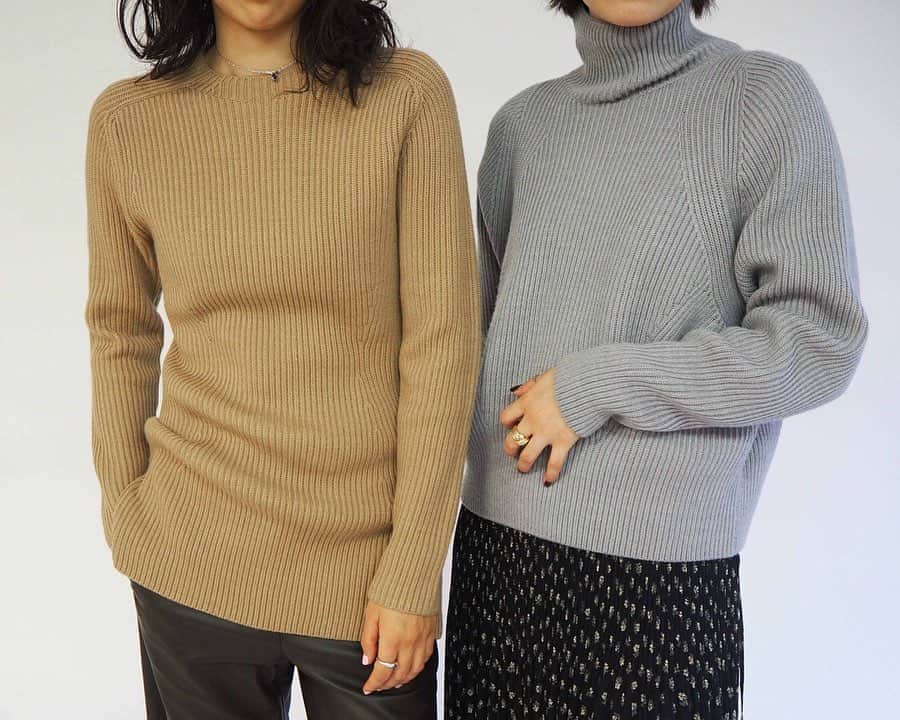 DES PRESさんのインスタグラム写真 - (DES PRESInstagram)「【NEW ARRIVAL KNIT】 LEFT / 22-02-94-02303 / ¥28,000 +tax RIGHT / 22-02-94-02302 / ¥28,000 +tax  #DESPRÉS#despres#デプレ #knit#knitstyle #autumn#winter #coodinate#ootd #TOMORROWLAND」10月22日 20時58分 - despres_jp