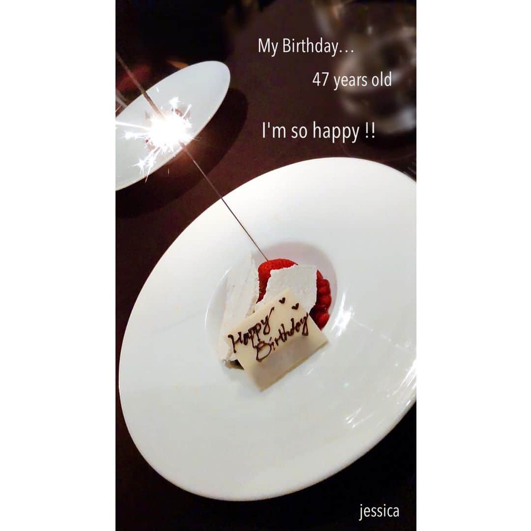 jessicaのインスタグラム：「＊ ＊ ＊ #S47年式#40代 ＊ ＊ ＊ #人は必ず老いていく ＊ 凛として 優しくもあり 素直さもあり 損得勘定なしで 心に豊かさと ゆとりを持った生き方をしたい。 ＊ ＊ ＊ Thanks always‼︎ jessica❤︎」
