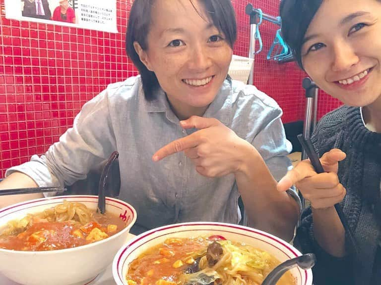 加藤優さんのインスタグラム写真 - (加藤優Instagram)「. .  まりさんと大宮の蒙古タンメン 食べにいきました🍜  蒙古タンメン初挑戦のまりさんは きれーーに完食。笑  私は辛さに勝てず いつもどおり食べきれず…🤦‍♀️. .  でも、味が美味しすぎるんですよね。. . .  #蒙古タンメン中本」10月22日 21時21分 - y_k_009