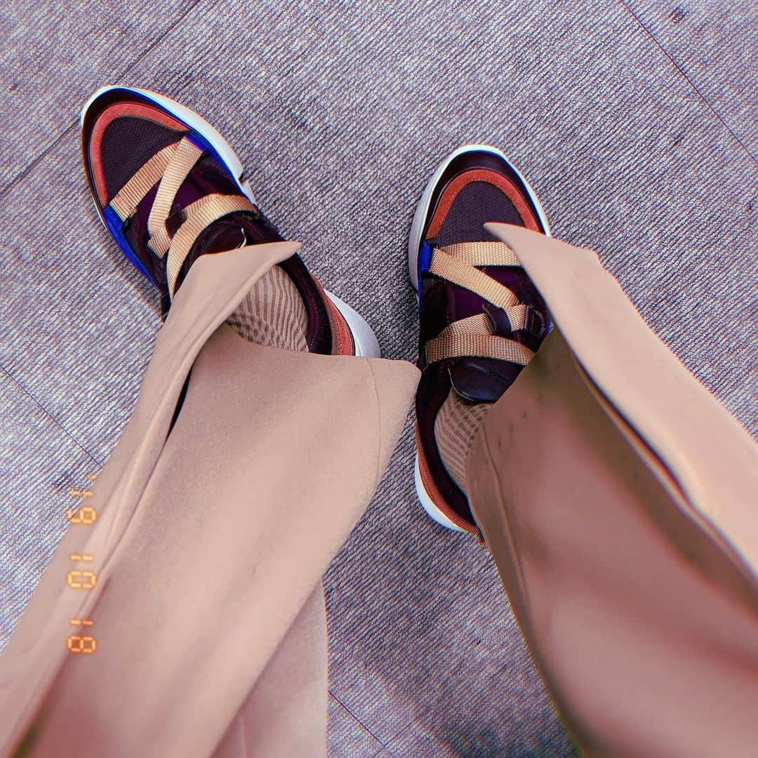 青山あみのインスタグラム：「🍂🍁🍂」