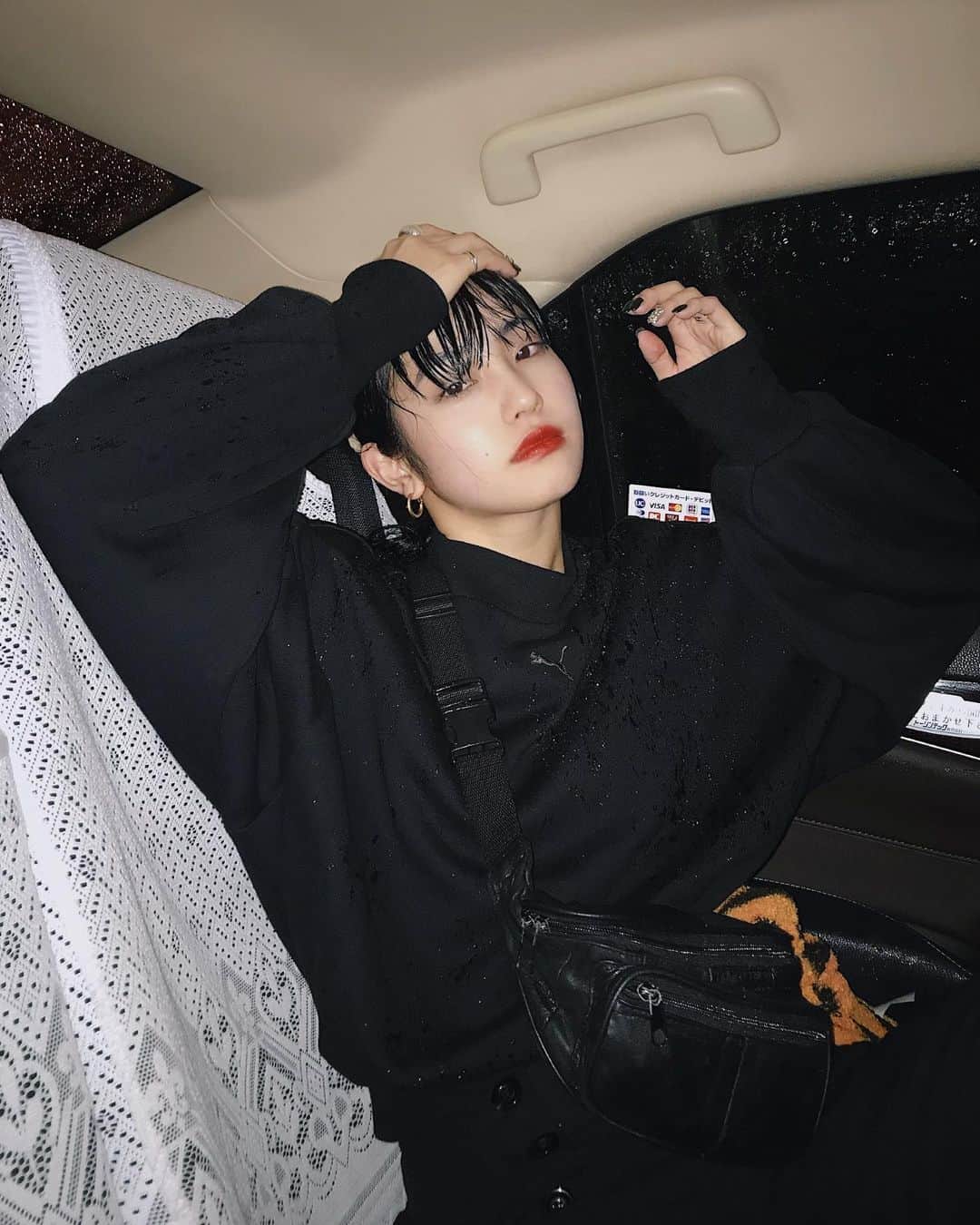 北澤舞悠（まゆちる）のインスタグラム：「突然の雨で濡れちゃったよ☔️」