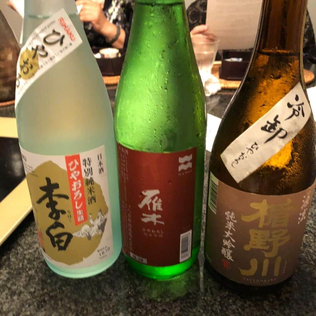 モモコさんのインスタグラム写真 - (モモコInstagram)「大好きな駒井先生とこの日本酒会に参加しました〜。美味しかった～💕 ・ 昔、超可愛がって頂いた元某局の大プロデューサーさんたちがいてはるんで昔話で盛り上がりました！ よう若い頃、奢ってもらいました！また、遊ぼうね💕  #ハイヒールモモコ #👠 #👠🍑 #CHANEL #シャネラー #グルメ #旬菜駒井 #日本酒会」10月22日 16時59分 - highheel_momoko