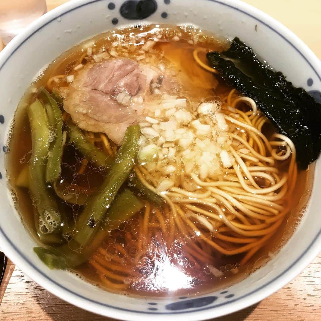 ラリソン彩華のグルメインスタ