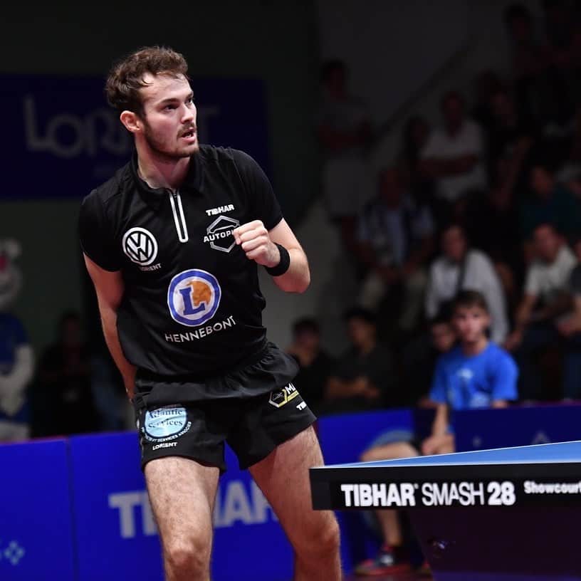 サム・ウォーカーのインスタグラム：「3-2 against Villeneuve for the team last night 💪🏻 I was happy to contribute by winning my match against Pryshchepa! 🏓😀 Today we fly to Lisbon ready to play Sporting in the Champions League tomorrow! Let’s go!」