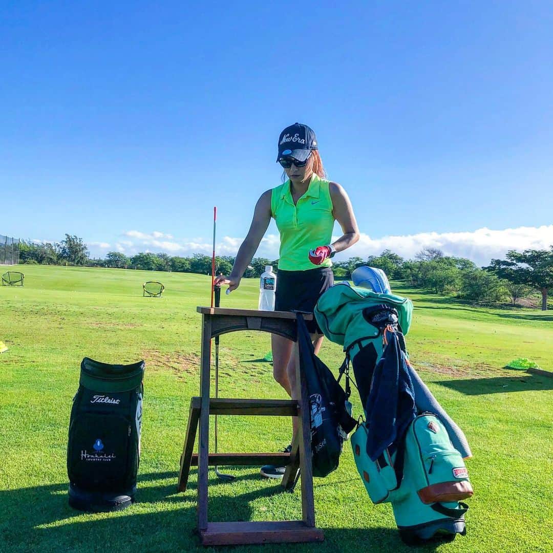 彩海のインスタグラム：「. . I’m really into GOLF these days 🏌️‍♀️ I’m gonna go to driving range today as well. . . 最近またゴルフにハマりすぎ⛳️ 週に1回はゴルフ練習へ🏌️‍♀️ . . . . . #🏌️‍♀️#ゴルフ#ゴルフ女子#ゴルフコーデ #ゴルフウェア#ゴルフ初心者 #ゴルフ好き#golf#golfwear #nikegolf」