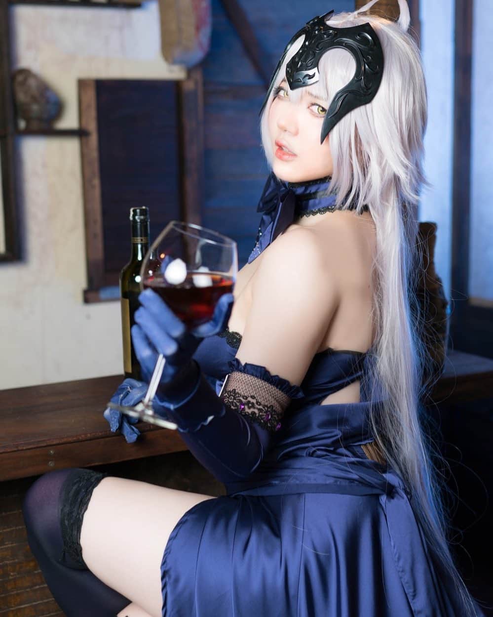 YingTzeさんのインスタグラム写真 - (YingTzeInstagram)「🌟Holy Night Dinner Jeanne Alter 🌟 Trying to recreate the craft essence image but failed . I called this angry drunken woman look 🤣 _ An update on my Merchandise Online Sales , all parcel will be posted next week or early November( I’ll be away to Thailand for event ).Some of the bonus items like the badges arrived quite late so I wasn’t able to ship earlier. Thank you so much for your patience ~ as usual tracking number will be sent to your email when I’ve shipped the parcels ! ❤️👌🏻 _ 📸 @17.ambition  #blessed #fategrandorder #fatego #fatecosplay #fgo #fgocosplay #jeannealter」10月22日 18時33分 - yingtze