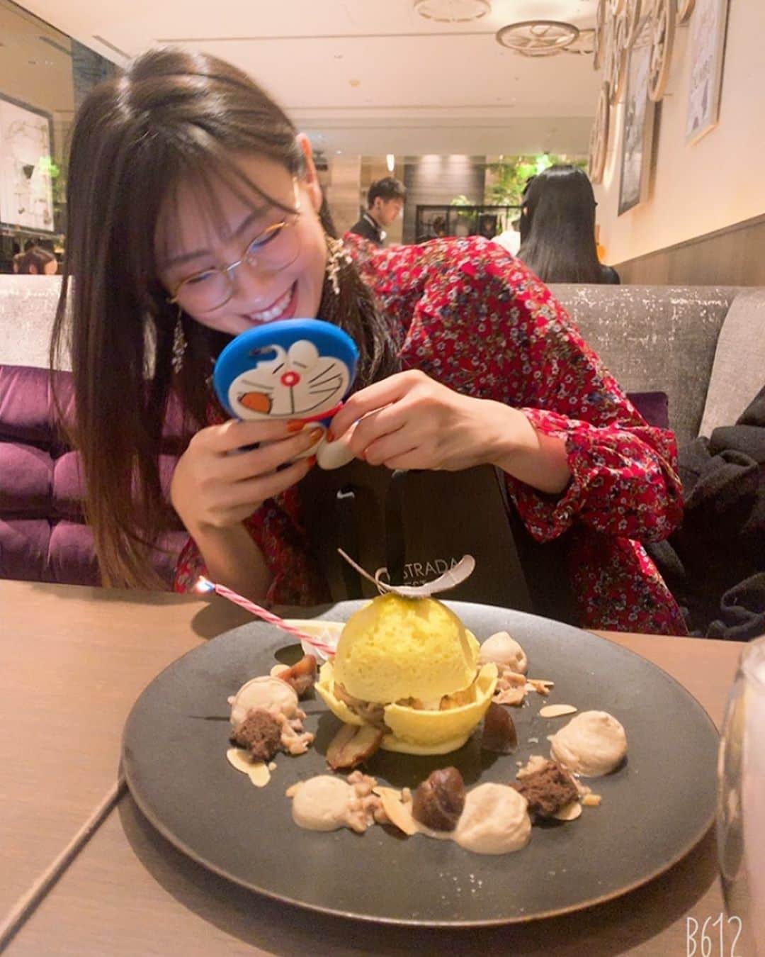 朝見心のインスタグラム：「(∵) 諒子ちゃんがサプライズでお祝いしてくれたよ！！！」