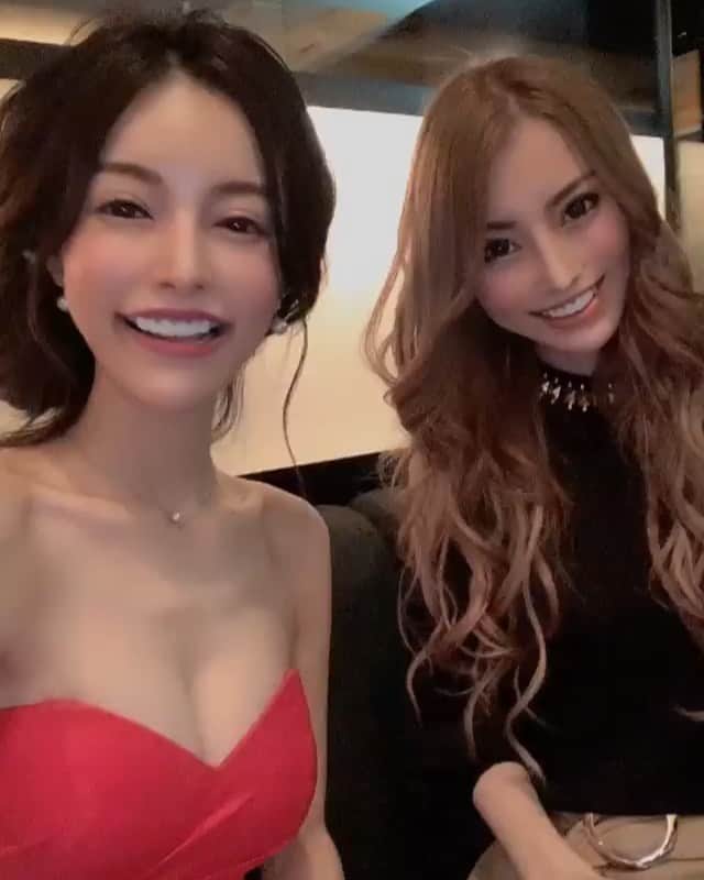 高橋沙弥華のインスタグラム：「ジェントルNo.1の椿そらさん❤  私はたらおちゃん推し❤  ほんとに実物顔小さすぎたし、女帝って感じ🥺❣️ オーラやばい😭😭💓 てかほんとに実物のほうが100億いい女って感じ凄かった🥺  #ジェントル #椿そら #ユーチューバー #youtube #youtuber #ナンバーワン #小顔 #女帝 #有名人 #オーラ #やばい #いい女 #憧れ #憧れの女性」