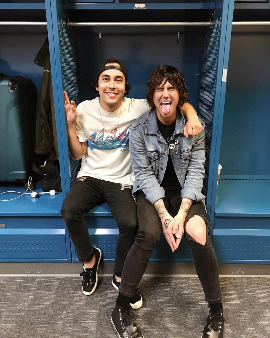 ピアス・ザ・ヴェイルのインスタグラム：「Kellic is back」