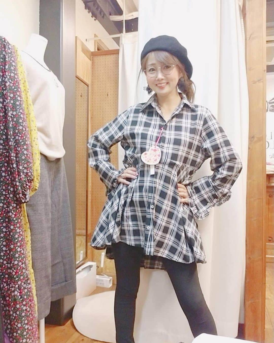 吉永愛さんのインスタグラム写真 - (吉永愛Instagram)「@ando.masami  ちゃんのお店、 &LOVE CLOSET @andlovecloset でショッピング♥️ @billsjapan でお誕生日のお祝いもしてもらいました❣️ありがとう〜✨@masamidesign_gujuguju  @andlove.ando  #andlove #andlovecloset #ランチ #女子会 #ファッション #outfit #qvc #原宿 #ショッピング」10月23日 7時14分 - a.i.yy