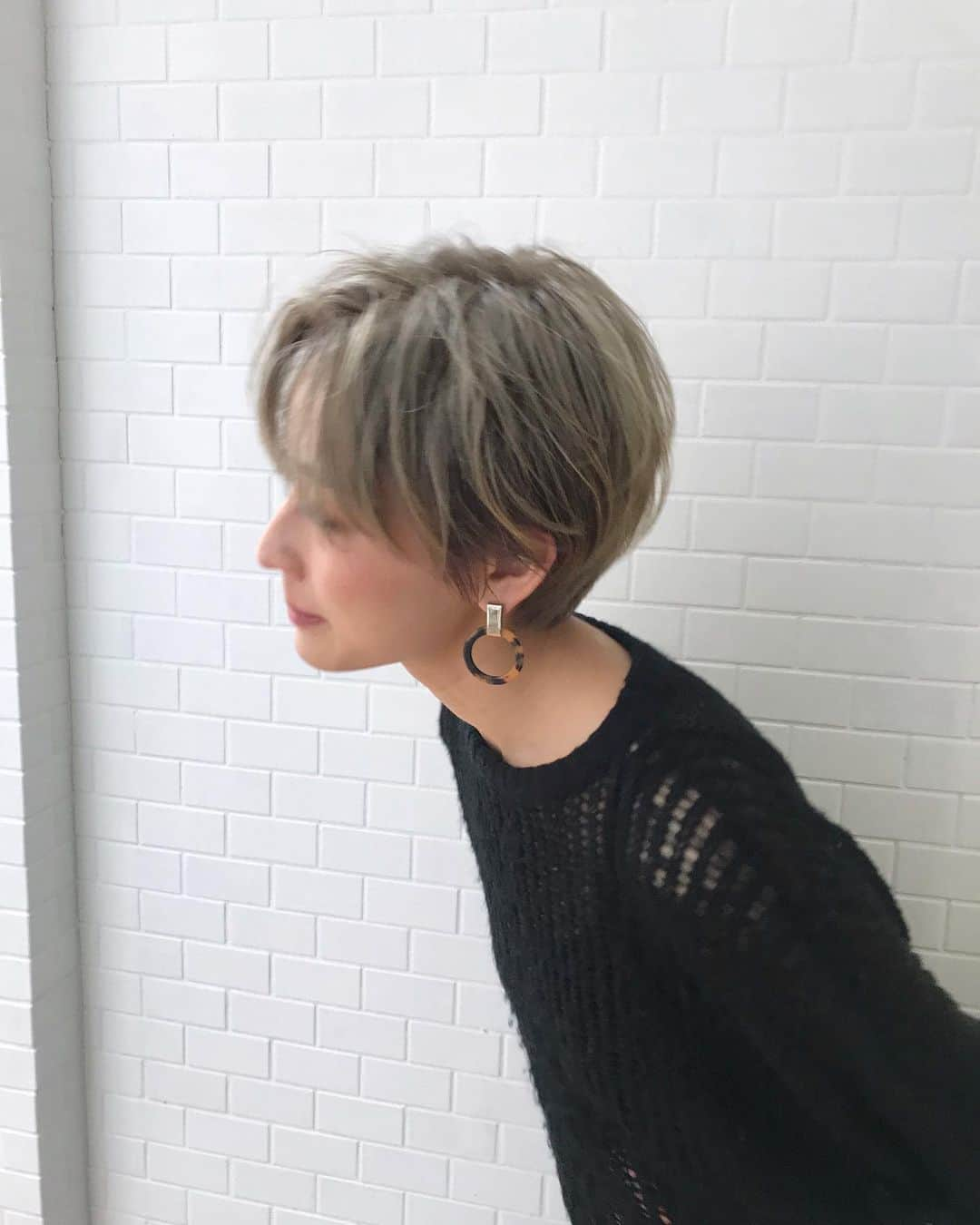 ショートヘアカタログ・紺野 善仙さんのインスタグラム写真 - (ショートヘアカタログ・紺野 善仙Instagram)「#ブラックコーデ #紺野ショート #unpluggedhair」10月22日 22時27分 - nori190