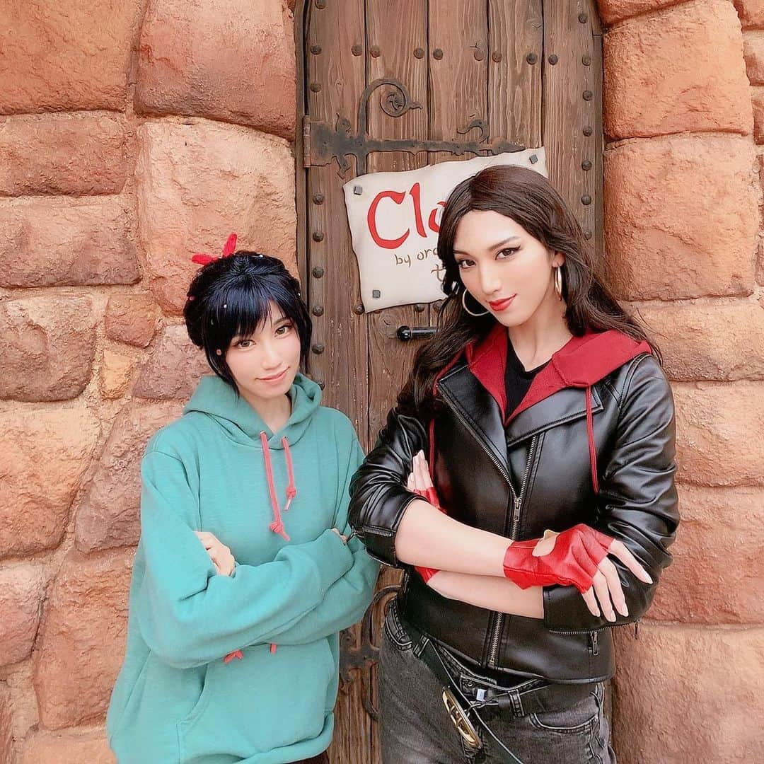 LOPEさんのインスタグラム写真 - (LOPEInstagram)「Dハロでシュガーラッシュオンラインのコスプレしてきました🥺💓 ﻿ ﻿ ヴァネロペ 🍬🍭れのちゃん  ラルフ👊💪ゴリ﻿ シャンク🚗 ³₃ろぺ﻿ ﻿ ﻿ 寒かったけどたのしかった〜🙌﻿ ﻿ ﻿ #角色扮演 ﻿ #角色扮演者 ﻿ #コスプレイヤー  #cosplayer﻿  #シュガーラッシュオンライン」10月22日 22時56分 - lopechante