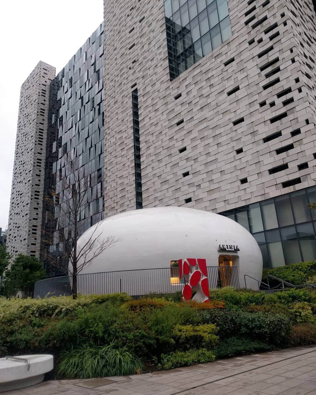 越中睦士のグルメインスタ