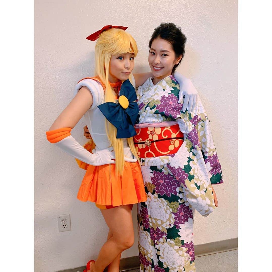 福山智可子のインスタグラム：「また今年もOC JAPAN FAIRで @misono_koda_official に会えたよ♡ 今年は @edenkai_official も一緒に会場盛り上げてくれました😀 私は着物モデルとして参加させて頂いて沢山の人に会えて嬉しかったです💕 Thanks for having me @ocjapanfair . #japan  Kimono coordinated by @kimono_bloom」