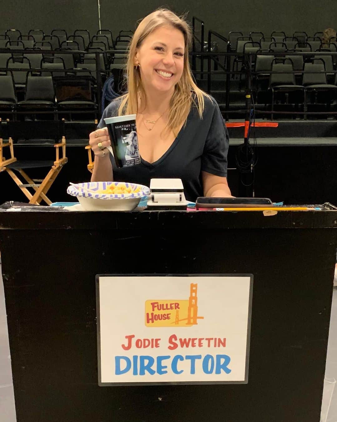 ジョディ・スウィーティンさんのインスタグラム写真 - (ジョディ・スウィーティンInstagram)「In the Director’s Chair... it’s actually Happening! 🤩🤪🤯#fullerhousefamily #fullhousefamily #season5 #bosslady #director」10月23日 5時23分 - jodiesweetin