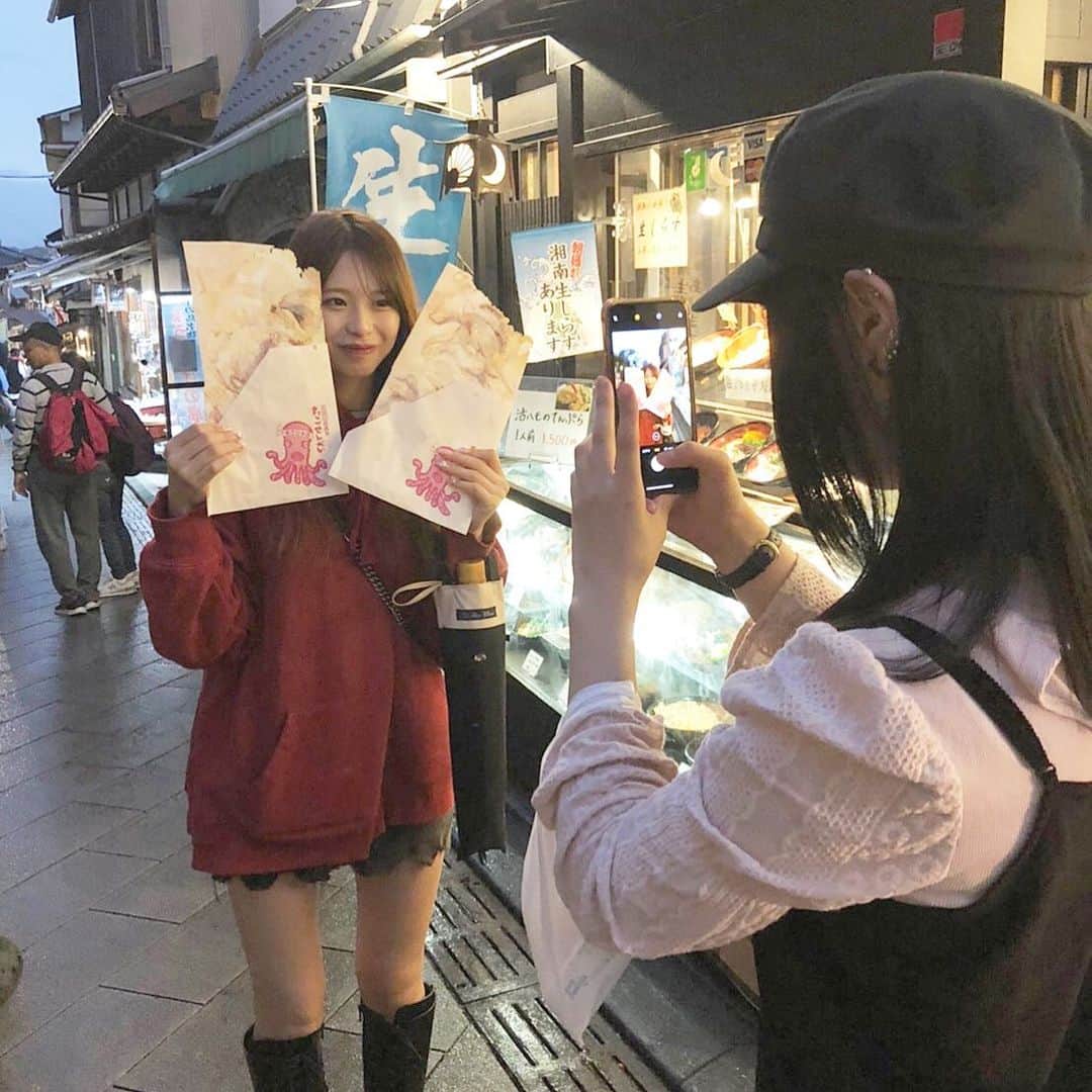 川崎ひかるのインスタグラム：「撮る友達を撮る友達🤣 . . . . .  #daily #dailylook #selfie #selca #ootd #데일리 #데일리룩 #셀카그램 #셀카 #셀피 #오오티디 #自撮り #アイドル」