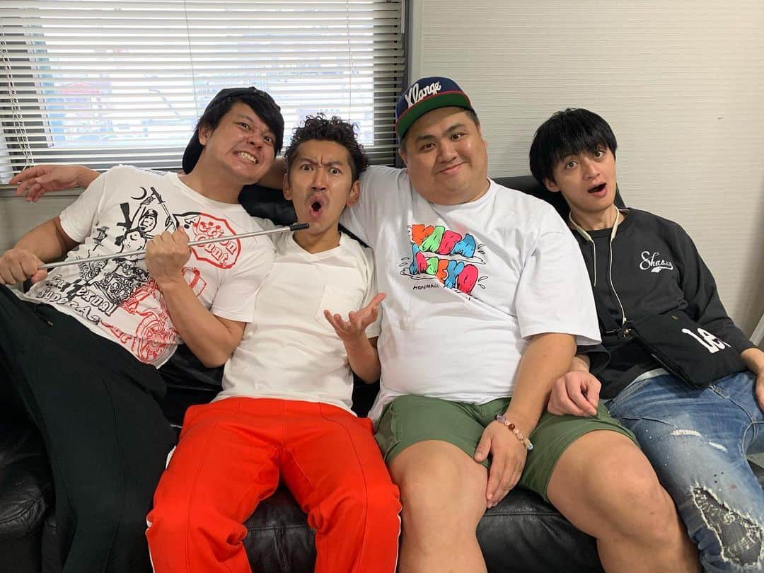 池田真一のインスタグラム：「本日19時15分〜ZAZAPOKET’Sでロックンロースとニュアンスパンティ(仮)があります！ ネタとユニットコントとお客さんとこのイベントのタイトルと次にやるコーナーを決めるコーナーします！ 置きチケいけます！ よろしくお願いします！」