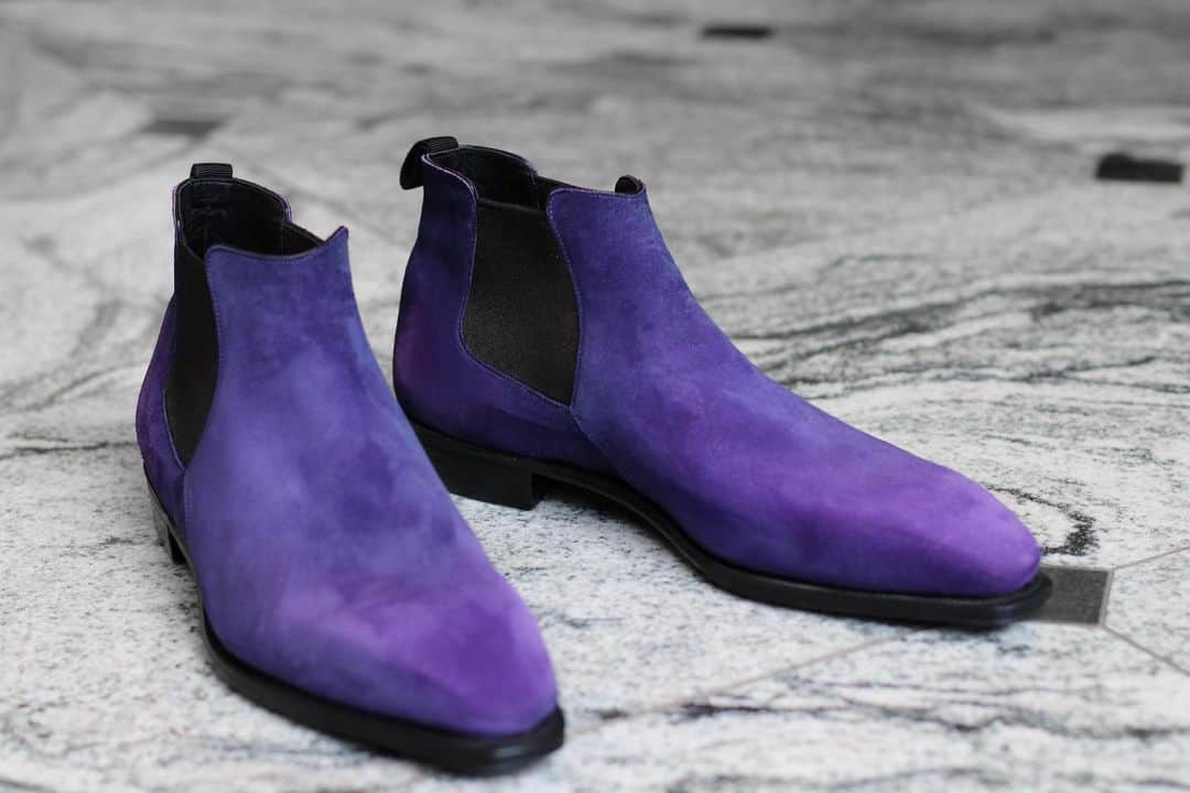 コルテさんのインスタグラム写真 - (コルテInstagram)「Fancy standing out ? Go bold, go purple ! . . #Corthay #Paris #Bella #Boot #Purple #TheFinestShoes #LaCouleurCestCorthay」10月23日 16時32分 - maison_corthay
