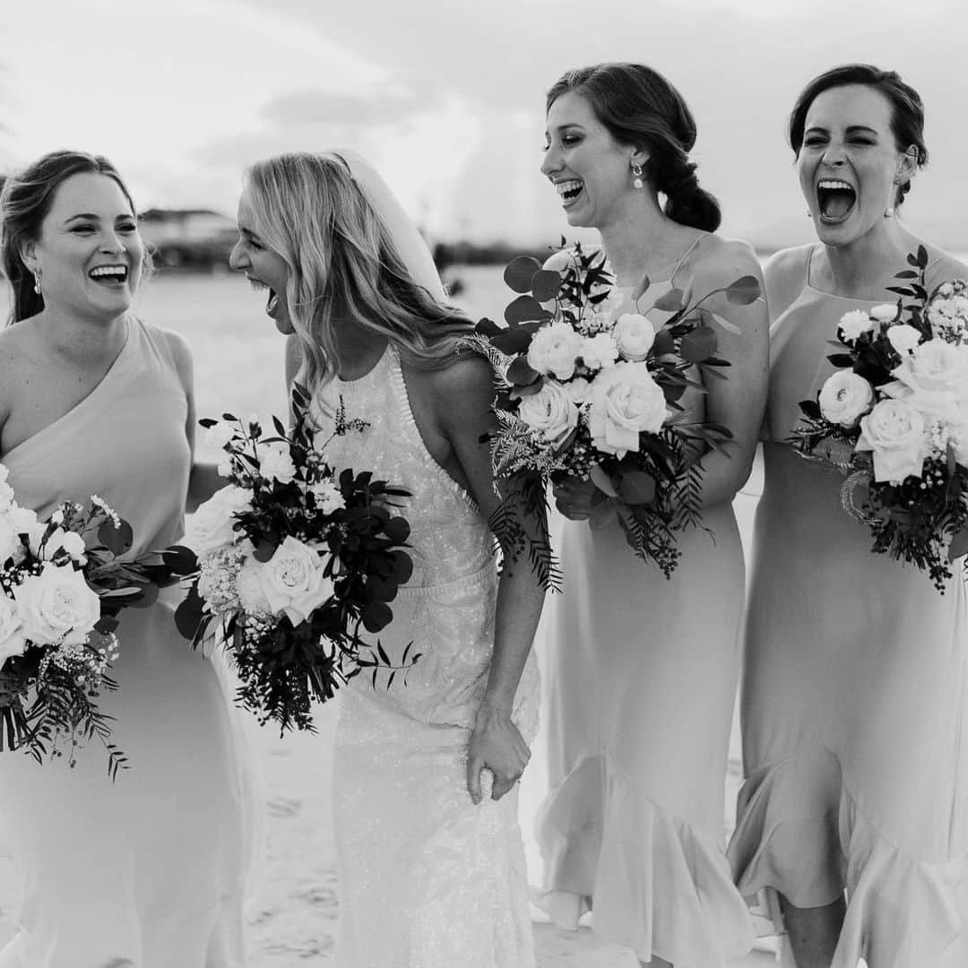 ブロンテ・バラットさんのインスタグラム写真 - (ブロンテ・バラットInstagram)「We got our Wedding photos back! Here are some of our faves 💕🥰 Thanks @grahammurrayphotography for capturing our day 👏🏻」10月23日 7時54分 - brontebarratt