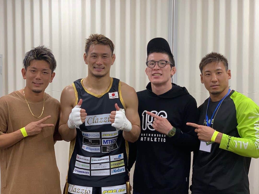 青木真也のインスタグラム：「住村選手勝ちました。膝の手術からの復帰戦。心身共に辛いときを越えて、試合前は不安だったと思うのですが、打ち克ってくれました。おめでとう。#住村竜一朗 #deepmma #青木真也 #皇治#shinyaaoki」