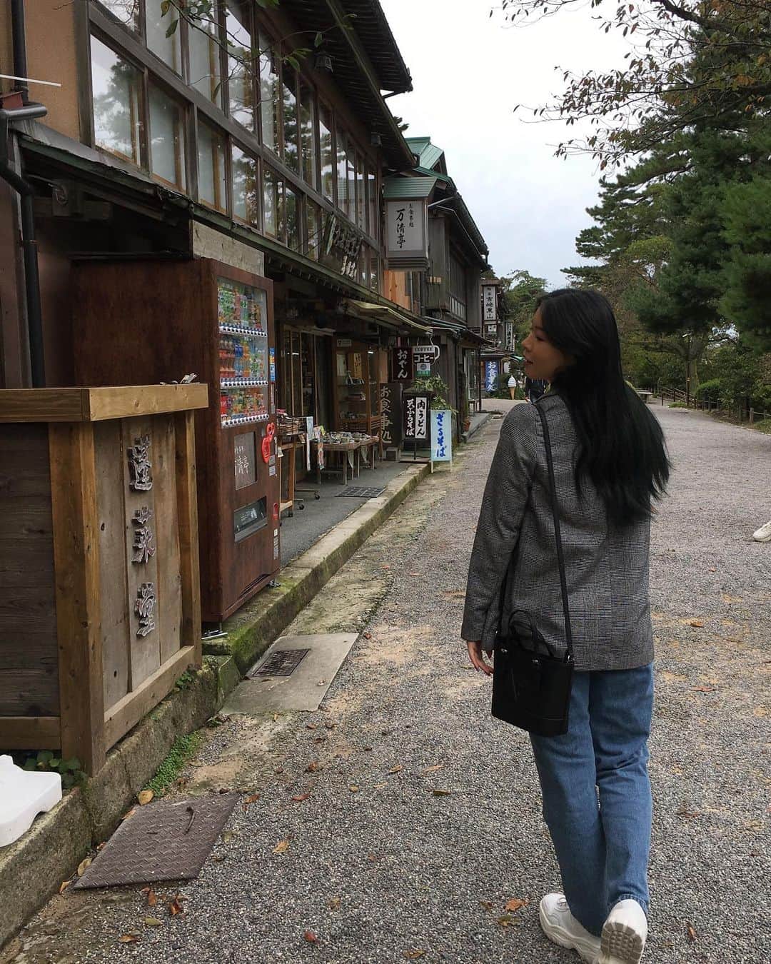 Erisa Seoのインスタグラム：「Retro Japan ✨」