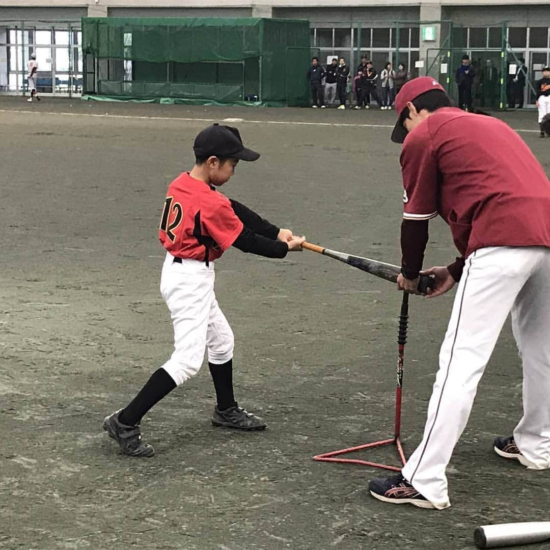 聖澤諒さんのインスタグラム写真 - (聖澤諒Instagram)「昨日は青森県平川市での野球教室となりました。 教えたことを継続して自分の技術にしてほしいな🎵 #楽天イーグルス #楽天イーグルスアカデミー #rakuteneagles  #聖澤諒  #青森県 #平川市 #野球教室」10月23日 13時36分 - ryo_hijirisawa23