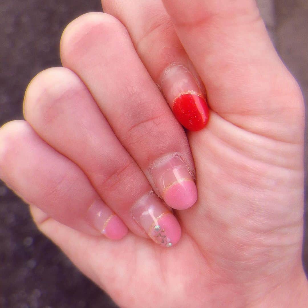入江綾乃のインスタグラム：「. . . さよならお気に入り〜 . . . #ネイルサロンcute #ネイル #nail  #ネイルデザイン  #followme #写真好きな人と繋がりたい  #photography #photo #ポートレート#写真 #doll #dolly #被写体 #カメラ #camera #カメラ女子 #撮影 #撮影モデル #カメラマン #かわいくなりたい #声優 #プロレスラー #アクトレスガールズ #プロレス」