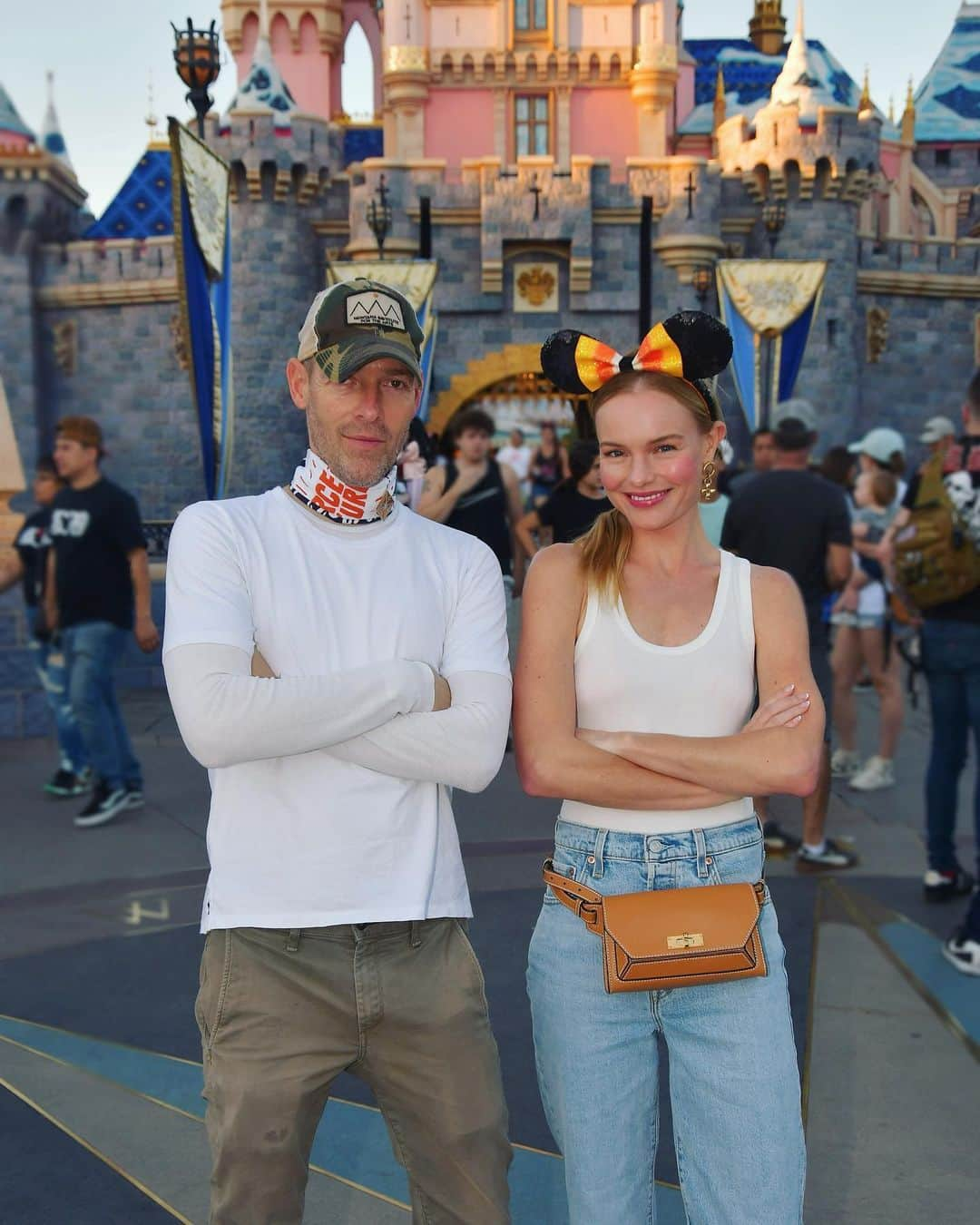 ケイト・ボスワースさんのインスタグラム写真 - (ケイト・ボスワースInstagram)「Happiest place on earth ✨🧚‍♀️」10月24日 2時01分 - katebosworth