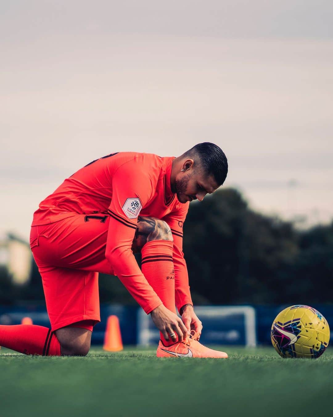 マウロ・イカルディさんのインスタグラム写真 - (マウロ・イカルディInstagram)「🔥 MY NEW PHANTOM VENOM ARE PURE FIRE. READY TO LIGHT UP THE PITCH 🔥 . ✔️ @nikefootball  #️⃣ #alwaysforward #phantomvnm #icardi」10月24日 1時39分 - mauroicardi