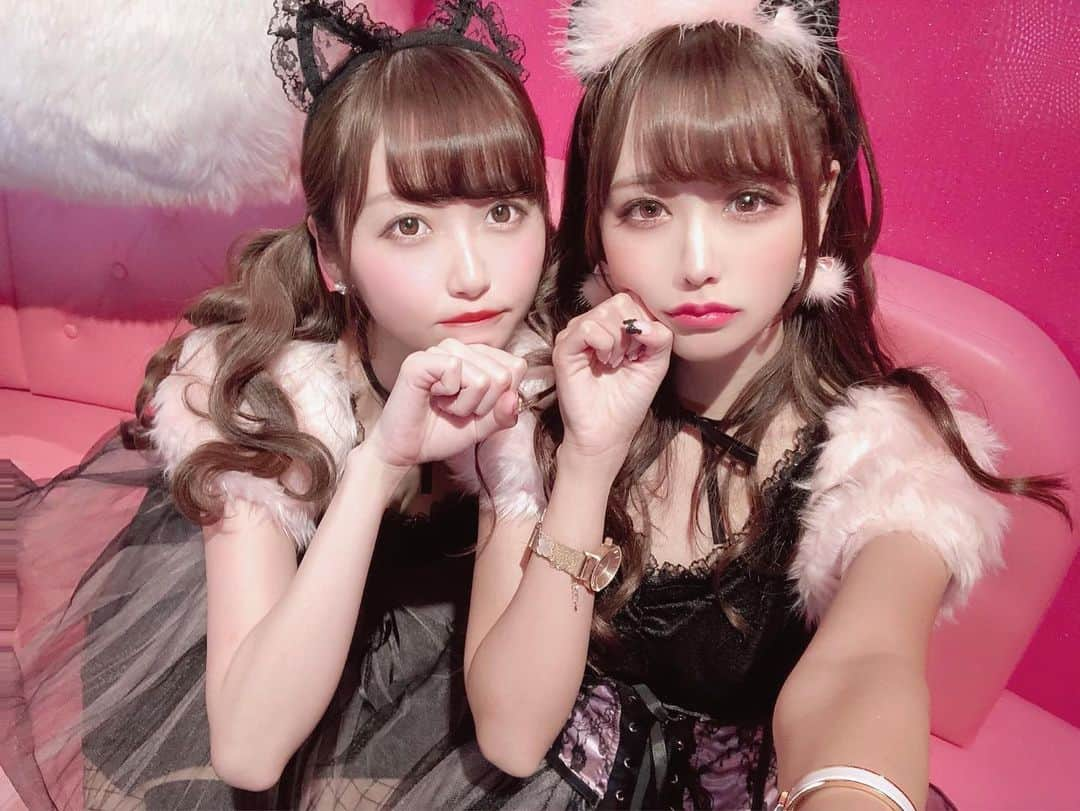 さきぼんさんのインスタグラム写真 - (さきぼんInstagram)「なちゃん🖤 . . #kawaii #kawaiimonstercafe #カワイイモンスターカフェ #カワイイ #原宿 #原宿カフェ #cafe #photogenic #インスタ映え #ハロウィン #ハロウィンパーティー #女子会 #ハロパ #halloween #halloweencostume #ハロウィンコスプレ #コスプレ #仮装 #ハロウィン仮装 #猫 #猫耳 #仮装パーティー #量産型 #隠しきれないヲタク #さきぼんハロウィン🎃」10月23日 17時46分 - sakibon69