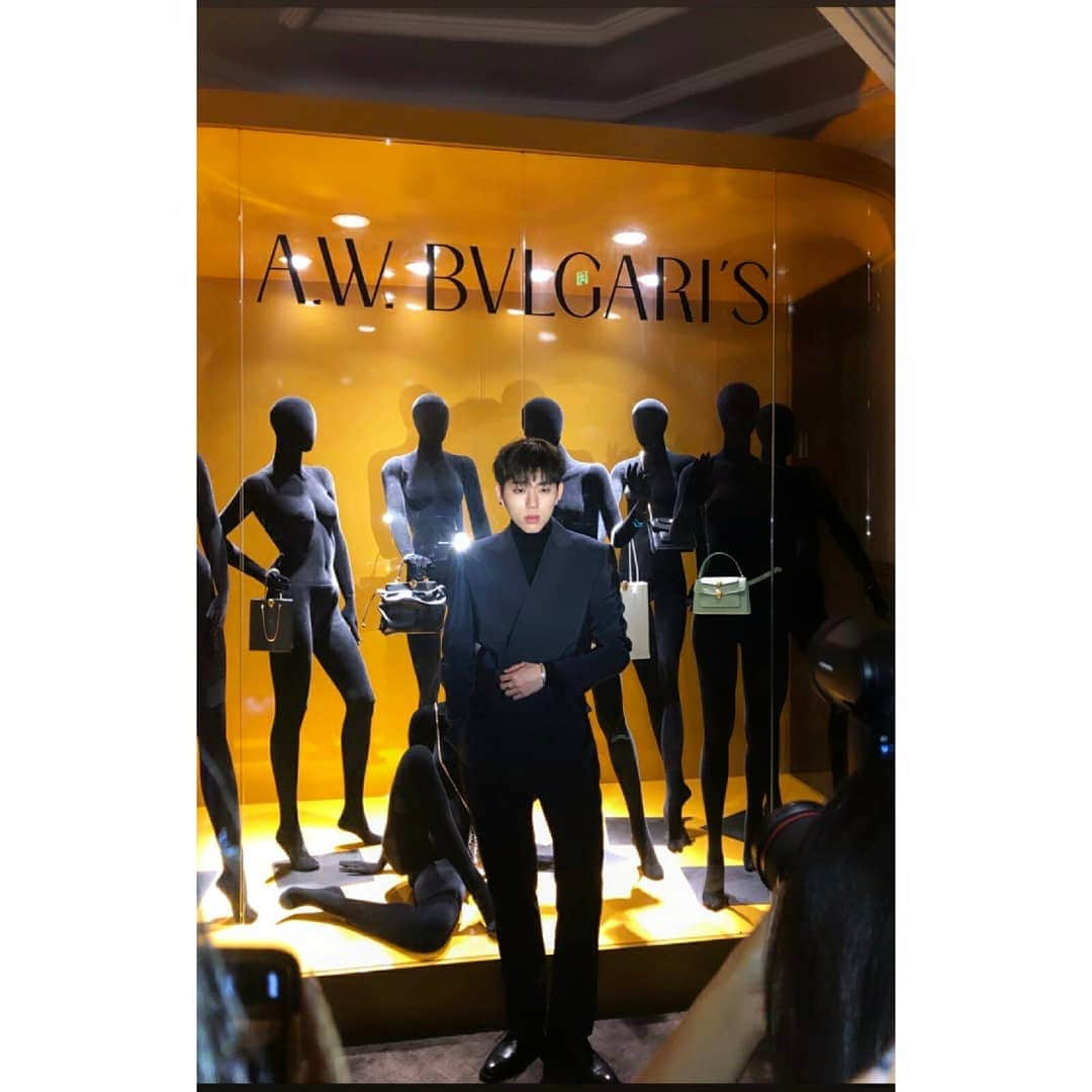 ジコさんのインスタグラム写真 - (ジコInstagram)「In Shanghai 🖼 @bulgariofficial @alexanderwangny」10月23日 18時07分 - woozico0914