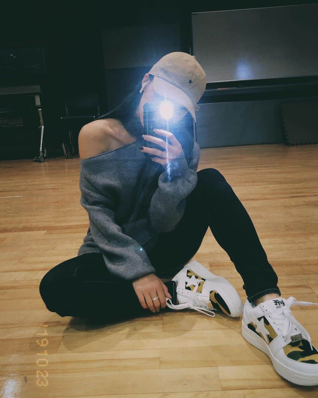 honoka のインスタグラム：「寒くなったり暑くなったりですね🌵🌼」