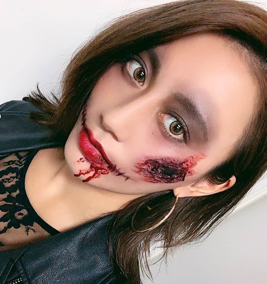 照井和希さんのインスタグラム写真 - (照井和希Instagram)「お先にハロウィン🧟‍♀️🎃 ． ． ．  #burgerking #Halloween #バーガーキング #shibuya #halloweencostume #halloweenmakeup #japan #tokyo #ハロウィンメイク #ハロウィン #ハロウィン仮装 #tiktok #tiktokjapan #ハロウィン企画 #ハロウィン気分」10月23日 19時07分 - kazu24ki