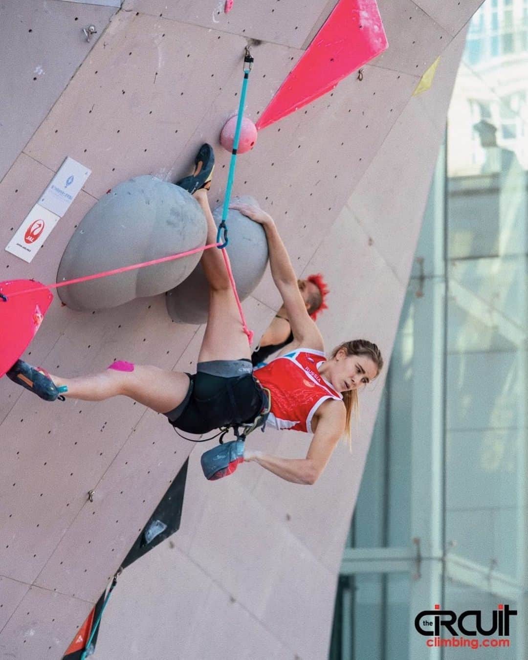エレーナ・クラソフスカヤのインスタグラム：「There’s a first time for everything 🙌🏻 #scarpa #scarpaspa #scarparussia #russiaclimbing」