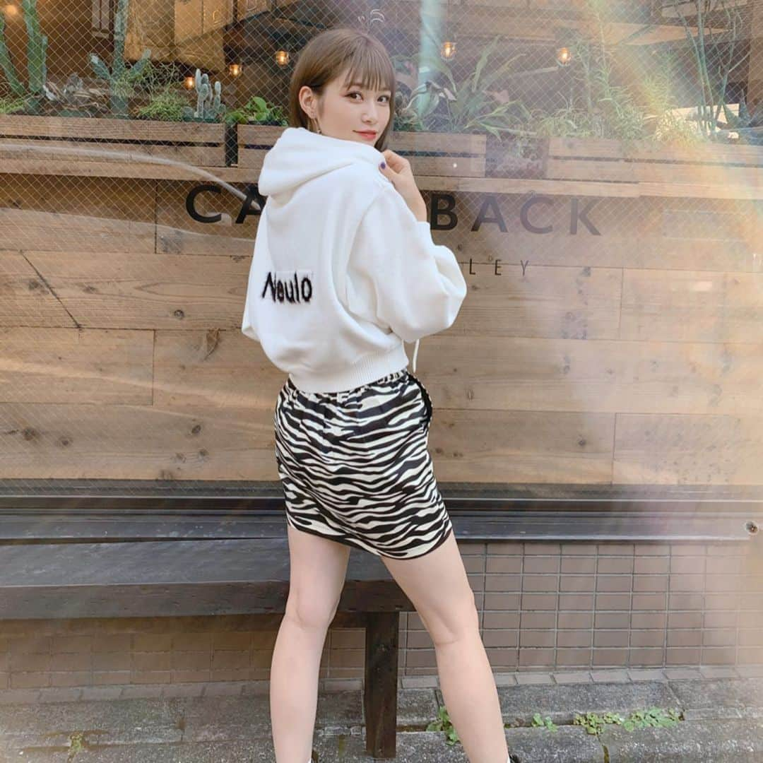 生見愛瑠さんのインスタグラム写真 - (生見愛瑠Instagram)「後ろかわなの  #めるのふく #ootd」10月23日 19時25分 - meru_nukumi