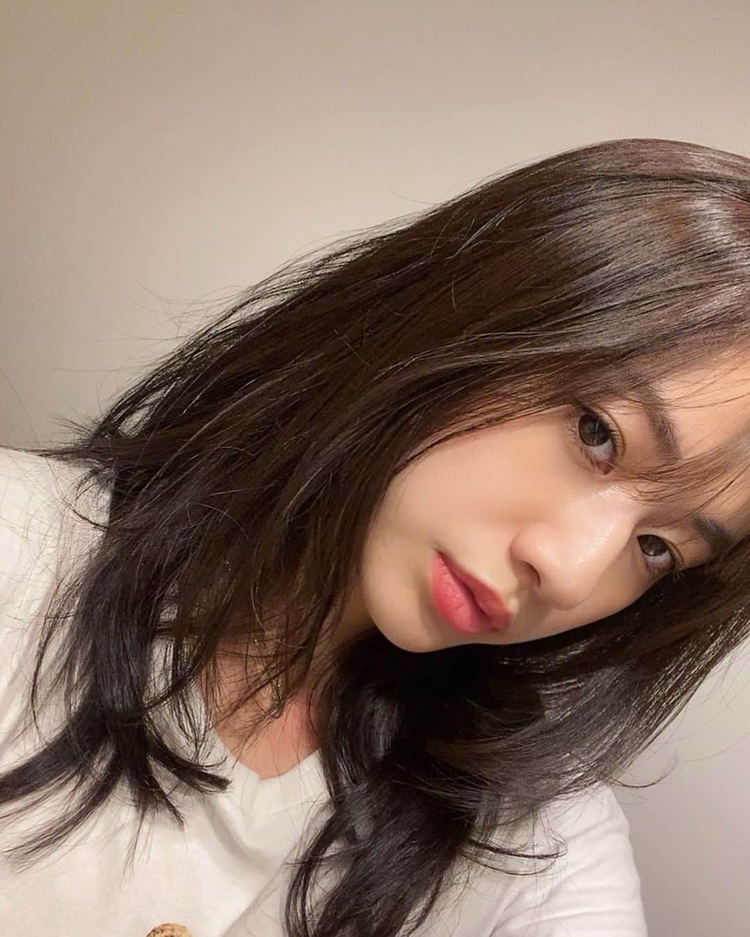 大伴理奈さんのインスタグラム写真 - (大伴理奈Instagram)「髪の毛に動きが出るように してもらったよ👍🏻♥️ @harixgigi」10月23日 20時15分 - rina_otomo