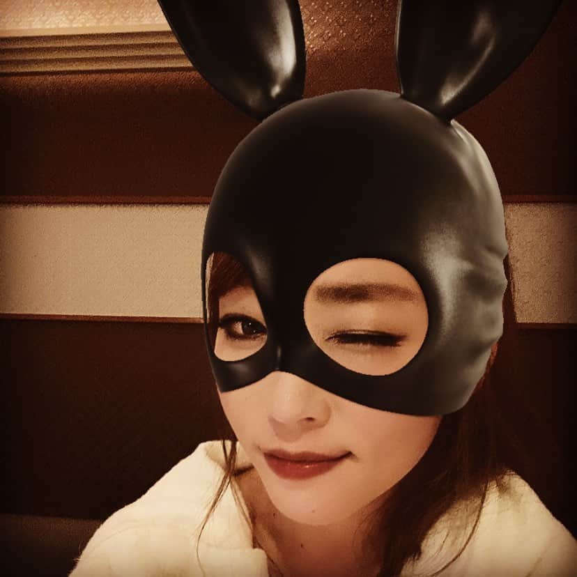 MAYUMIのインスタグラム：「🎃👻 こんばんわ  皆さま何仮装しますか？🎃👻 逆に仮装しないとか🤔✨」