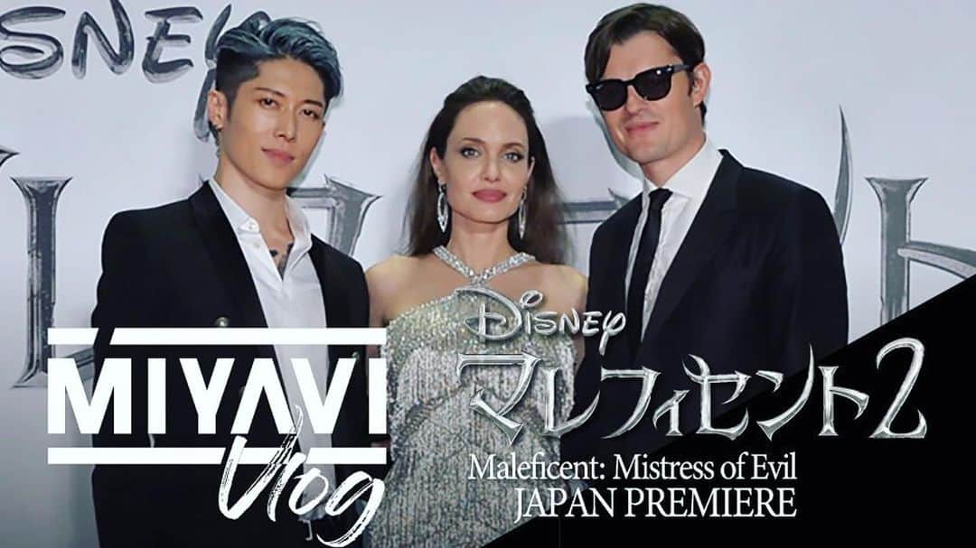 雅-MIYAVI-さんのインスタグラム写真 - (雅-MIYAVI-Instagram)「Link in bio 🙌🏻🙌🏻🧝🏻‍♂️💙💙😃💐💫#Repost @miyavi_staff MIYAVI #Youtube #Vlog Episode3 #Maleficent 2 - Japan Premiere エピソード3 ”マレフィセント2 ジャパン・プレミア”　アップ！！ https://youtu.be/X08pzOHRcNE ． ． MIYAVI Official Youtube Channel youtube.com/user/myv382tok… チャンネル登録も忘れずに！ ． 【リリース情報】 MIYAVI NEW ALBUM 💿 NO SLEEP TILL TOKYO 7.24 Release⬇️⬇️ https://umj.lnk.to/miyavi_nsttPR ． 【ライブ情報】 「MIYAVI “NO SLEEP TILL TOKYO” World Tour 2019 ASIA」 11/1 Hong Kong | Music Zone@E-Max 11/3 Taipei | CLAPPER STUDIO 11/8 Seoul | WEST BRIDGE with KT 5G 11/10 Shanghai | VAS LIVE 11/13 Guangzhou | MAO Livehouse 11/15 Chengdu | Aflame Art Center Hall 1 11/17 Beijing | TANGO 11/23 Bangkok | Central Plaza Chaengwattana Hall ． 「MIYAVI “NO SLEEP TILL TOKYO” World Tour 2019 JAPAN」 12/5 Sapporo | Zepp Sapporo 12/9 Sendai | Rensa 12/10 Nagoya | Zepp Nagoya 12/12 Fukuoka | Zepp Fukuoka 12/18 Tokyo | Zepp DiverCity TOKYO 12/21 Osaka | Zepp Osaka Bayside ． MIYAVI ファンクラブ ”MYV CREW” 2019年度会員受付中！！ MIYAVI Fan Club“ MYV CREW” 2019 Membership Admission and Renewal Information  ご入会方法は⬇️ http://myv382tokyo.com/myvcrew/about.html ． ． #MIYAVI #NoSleepTillTokyo #NSTT #UnderTheSameSky #DAOKO #千客万来 #SenkyakuBanrai #Diner #ninagawamika #蜷川実花 #MYVCREW #NorthAmerica #USA #CANADA #MEXICO #EUROPE #ASIA #JAPAN #live ．」10月23日 20時58分 - miyavi_ishihara