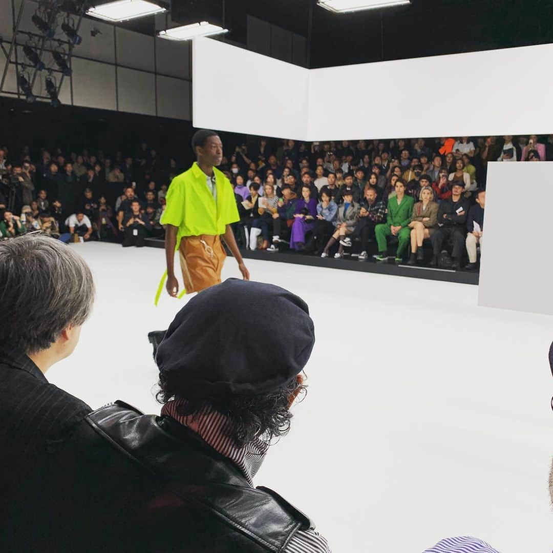 小林 ディスカスさんのインスタグラム写真 - (小林 ディスカスInstagram)「MISTERGENTLEMAN 2020 SPRING SUMMER  @mistergentleman_aoyama  RESPECT！！ @yuichiyoshii  @takeshiosumi  ちょーイケてる👱🏾‍♂️💙💙💙🏋🏼‍♂️ #tokyo #japan #fashion #mode #street #luxury #ファッション #東コレ #東京 #mistergentleman」10月23日 21時26分 - discus_kobayashi