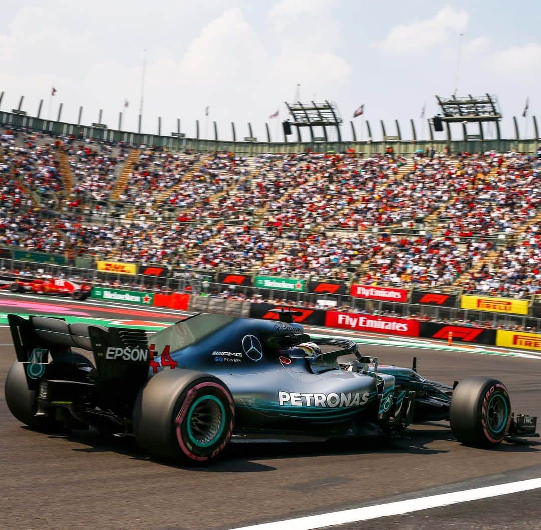 MERCEDES AMG PETRONASさんのインスタグラム写真 - (MERCEDES AMG PETRONASInstagram)「‪That #MexicoGP final sector 😍 ‬ ‪Not long until W10 gets its first taste of the famous Autódromo Hermanos Rodríguez! 👊‬ • #MercedesAMGF1 #Mercedes #F1 #F1ESTA #VivaMexico #PETRONASmotorsports」10月23日 21時50分 - mercedesamgf1