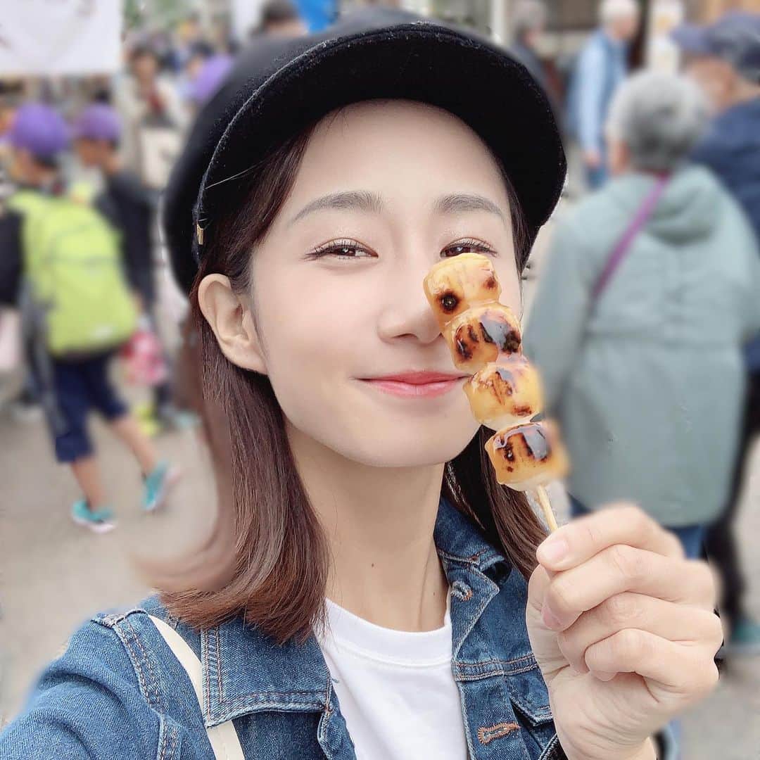 筒井萌子のインスタグラム：「* ｋａｍａｋｕｒａ𓃟ﻌﻌﻌ❤︎ 食べ歩きしてアクセサリーを 作ってくれるお店に行きました♪ パン屋さんも寄れて大満足でした◡̈⋆ ・ #筒井萌子 #女優 #actress #モデル #model #岡山  #shooting #instagood #instalike #converse #撮影 #followme #instalike #ゴルフ #ゴルフ女子 #ゴルフコーデ #골프 #좋아요반사 #좋아요그램 #좋아요환영 #데일리그램 #패션 #오오티디 #카페 #アルチビオ  #アルチビオカップ #archivio #archiviocup  #ゴルジョバ #ディズニーシー #鎌倉」