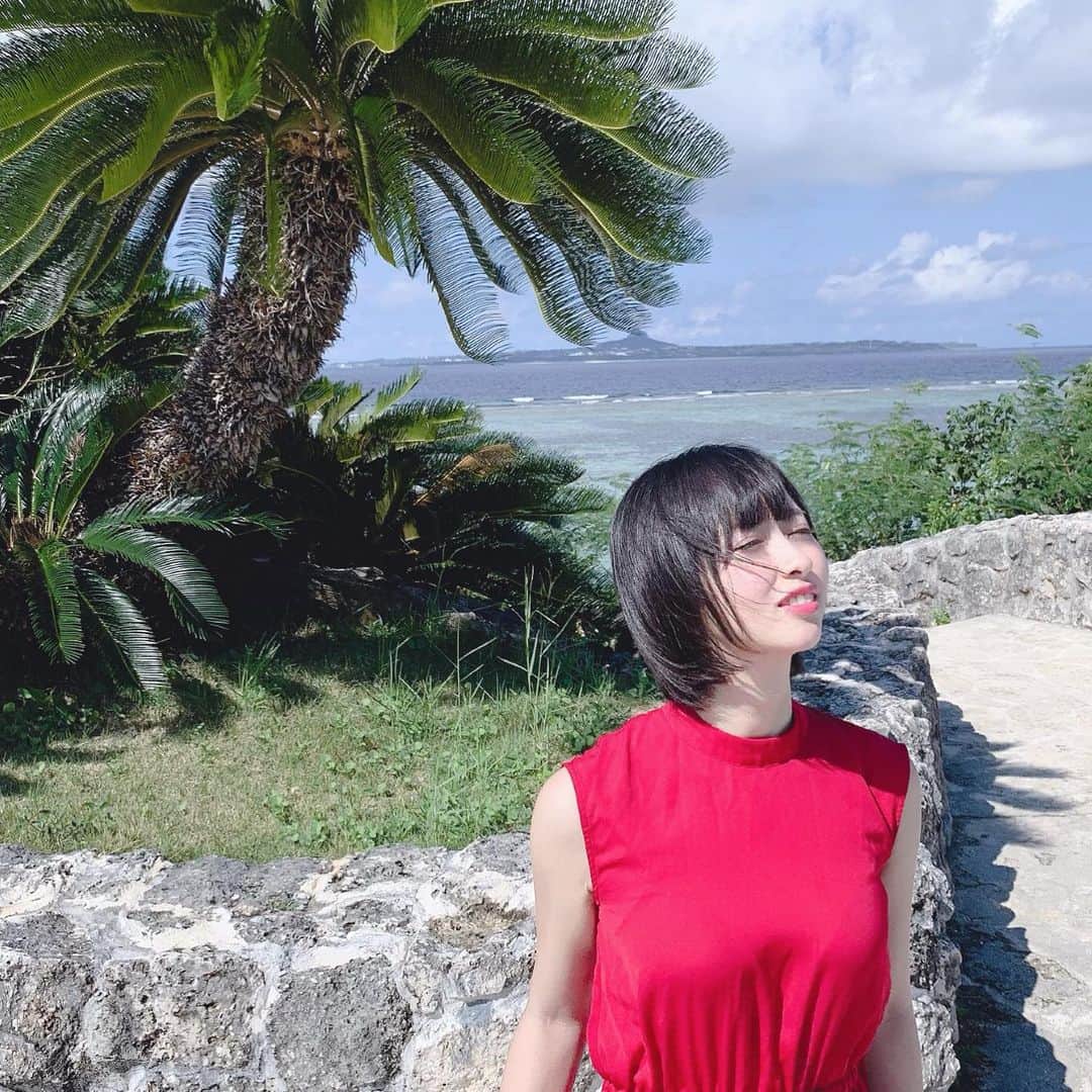 三嵜みさとさんのインスタグラム写真 - (三嵜みさとInstagram)「沖縄に来ています。  またもや日焼けしそうです。  #沖縄 #美ら海水族館 #okinawa #miiramisato」10月23日 22時06分 - miiramisato