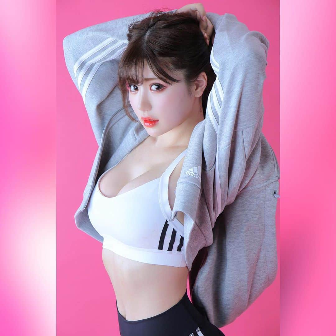 白田まい（白玉ろぷ）のインスタグラム：「👄💕 #白田まい #撮影会モデル #japanesegirls #japanesemodels #时装 #时装模特 #模特 #模特外围 #コスプレイヤー自画撮り部 #コスプレ撮影」