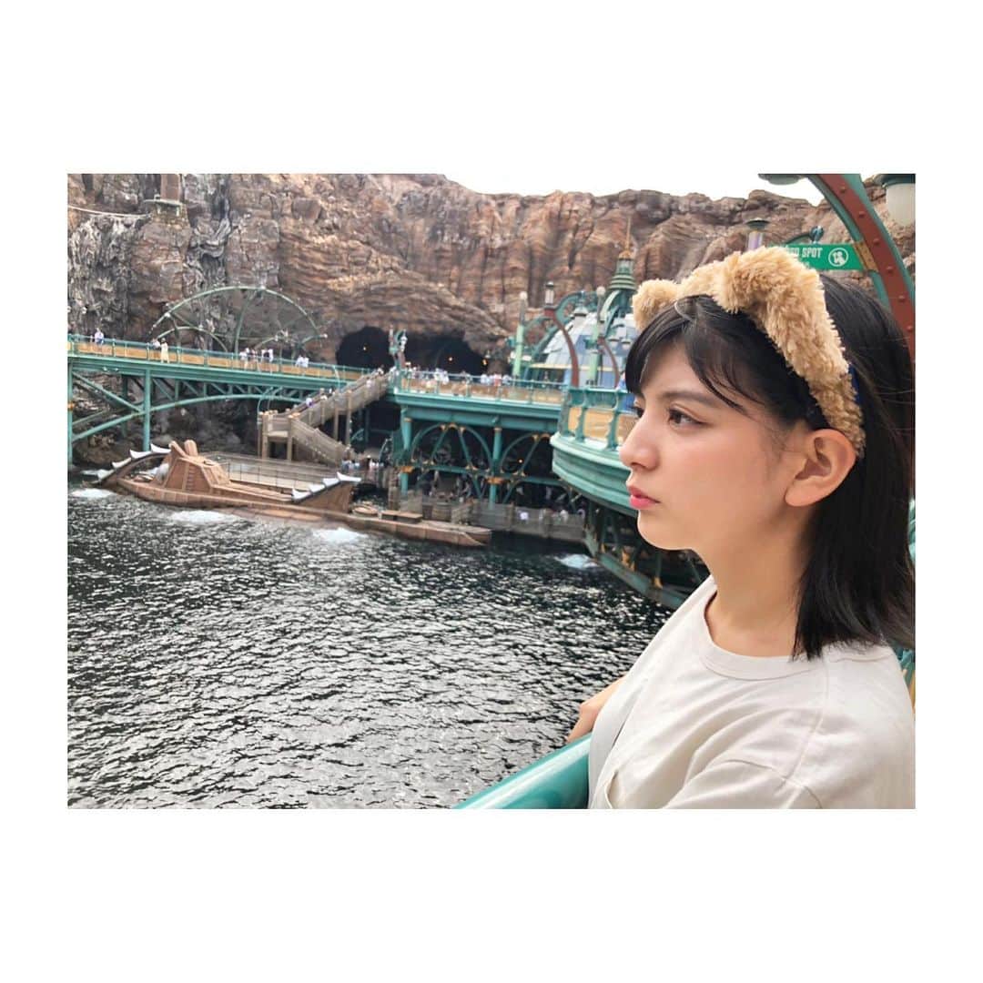 坂元葉月さんのインスタグラム写真 - (坂元葉月Instagram)「彼女は何を見てるのだろうか、？」10月23日 23時03分 - wasuta_hazuki_sakamoto
