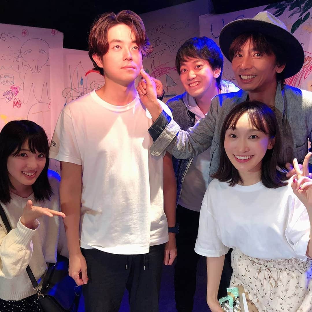 岡田達也のインスタグラム：「多田直人案 『ごーRock』観劇。  こいつはTwitterで「うんこ」「ちんこ」を定期的に配信してるようなヤツだけど、うんことちんこに負けないくらい芝居が好きなんだなぁ、きっと。  #ゴーRock #てあとるらぽう #多田直人 #小林春世 #関根翔太 #石川沙織 #岡田達也」